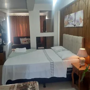 Loft Conceito Aberto - 4 Pessoas Apartamento
